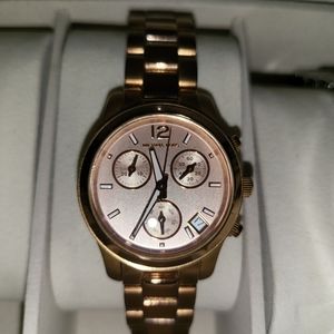 Michael Kors rose gold watch